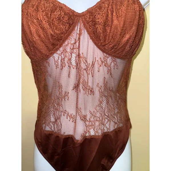 Danielle Bernstein NWT Rust Brown Floral Lace Underwire Bodysuit Size 6 Lingerie Layer BOHO Romance - Image 2