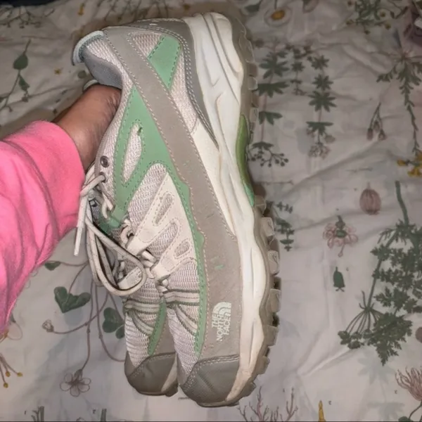 North face hiking shoes - Image 5