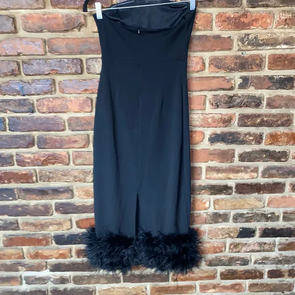 NWOT Lulu's Fancy Behavior Black Bustier Strapless Feather Midi Dress Size Small - Image 6