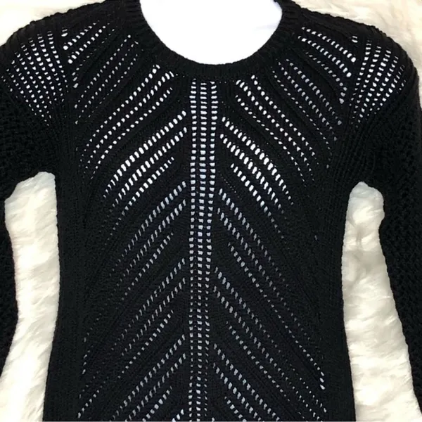 Chelsea & Theodore Navy Crochet Sweater XL Sheer Hi Low Beach Cover Up - Image 6