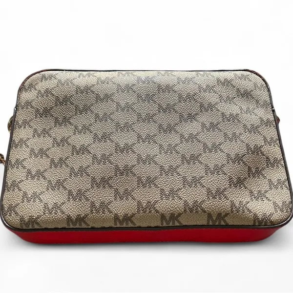 Michael Kors jet set adjustable crossbody bag. - Image 7
