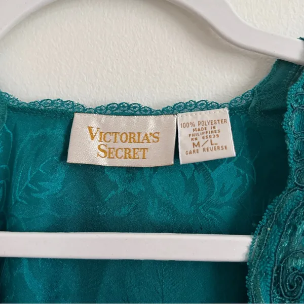 Y2K Victoria’s Secret Robe Floral Embroidered Beaded Size M/Large Teal Blue VTG - Image 4