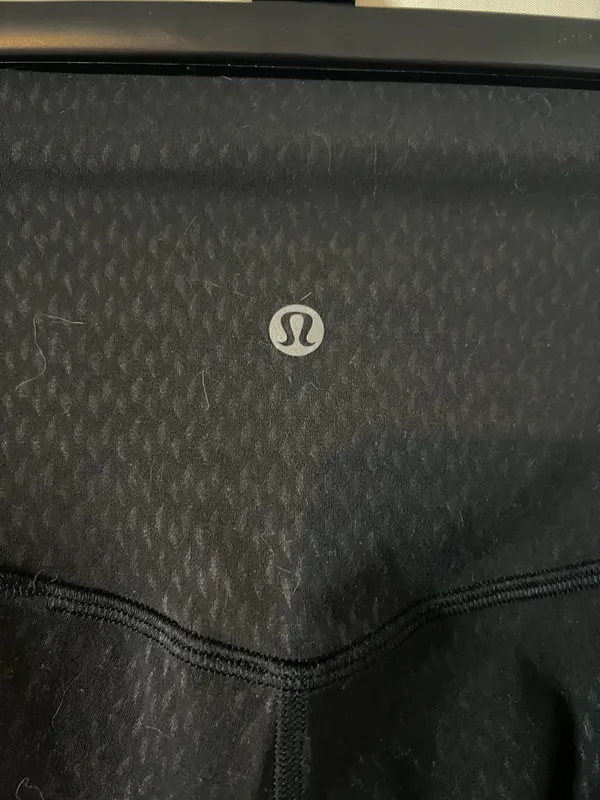 Lululemon High-Rise Align Leggings - Image 4