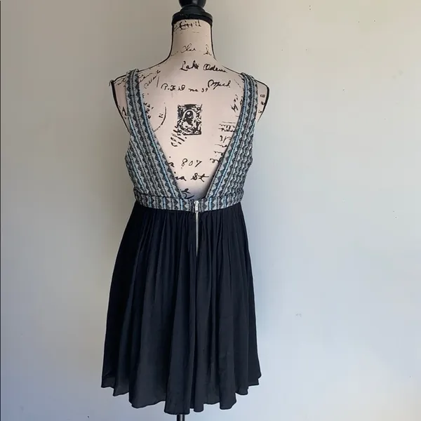 Ladakh Anthropologie Trapeze Dress Size 4 - Image 9