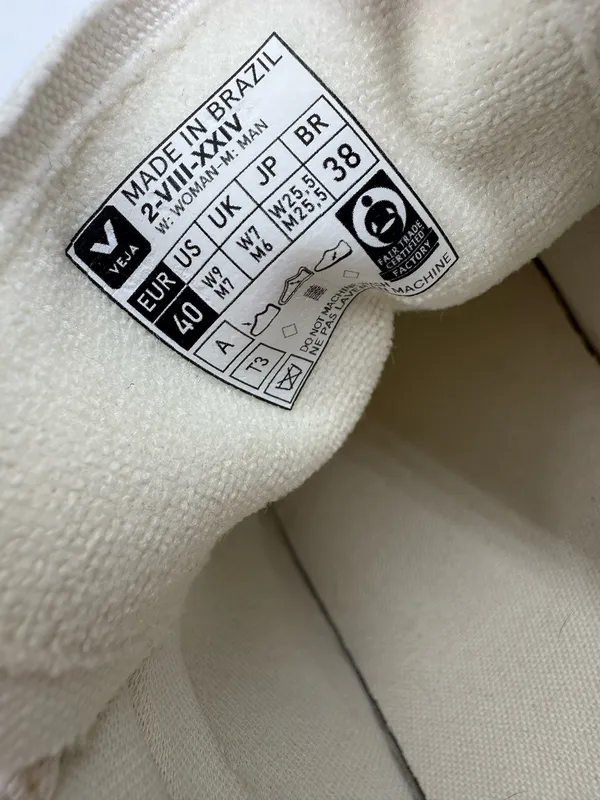 VEJA V-12 Sneakers - Image 10
