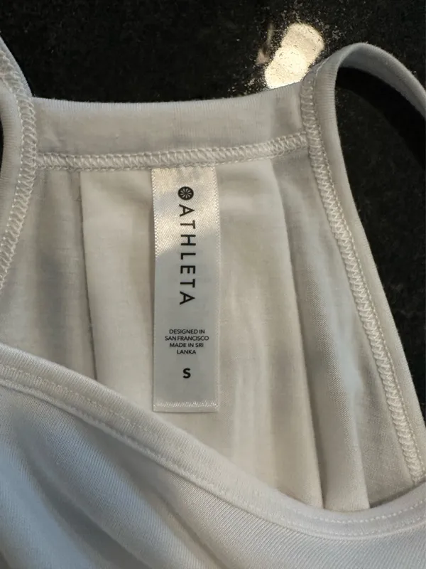 Athleta Top Racerback - Image 4