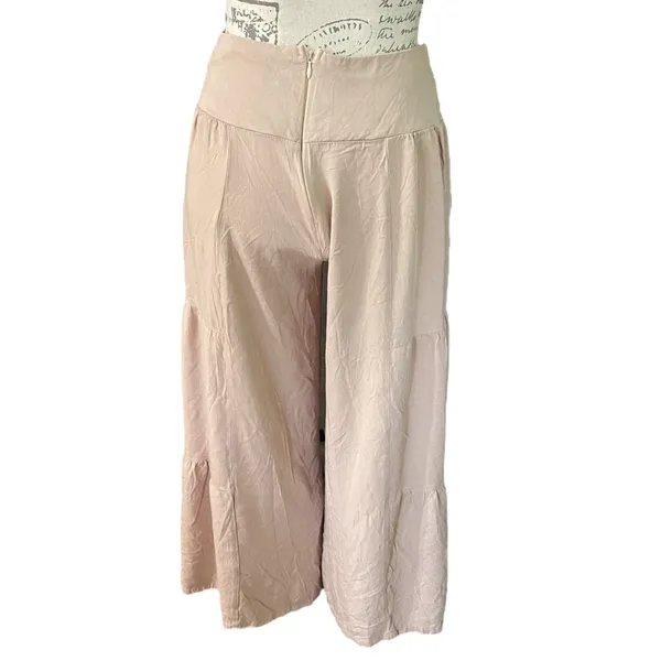 Shein Wide Leg Khaki Gaucho Pants Size Small or 4 - Image 2