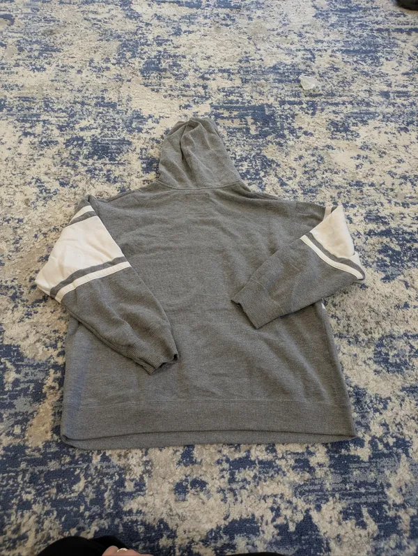 Hollister California Los Angeles Gray Hoodie Size Small - Image 2
