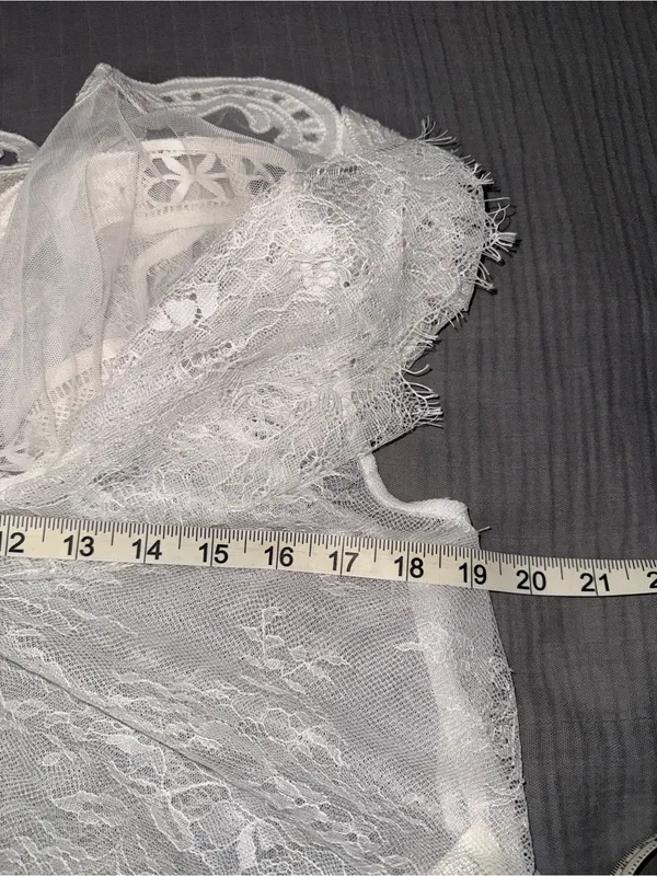 Anthropologie White Sheer Lace Tie-Front Bolero - Image 8