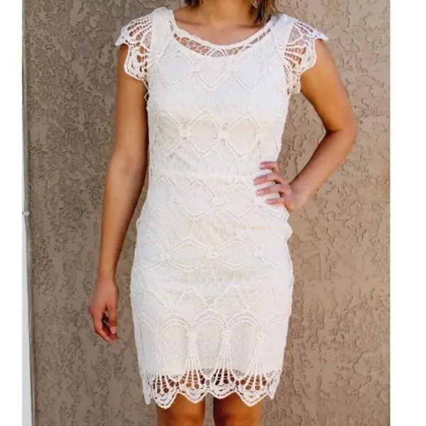 ✨HP✨Off white Crochet Dress✨ - Image 2