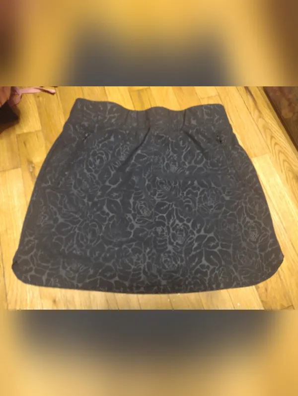 Orvis Tennis Black Embossed  Skort - Image 2