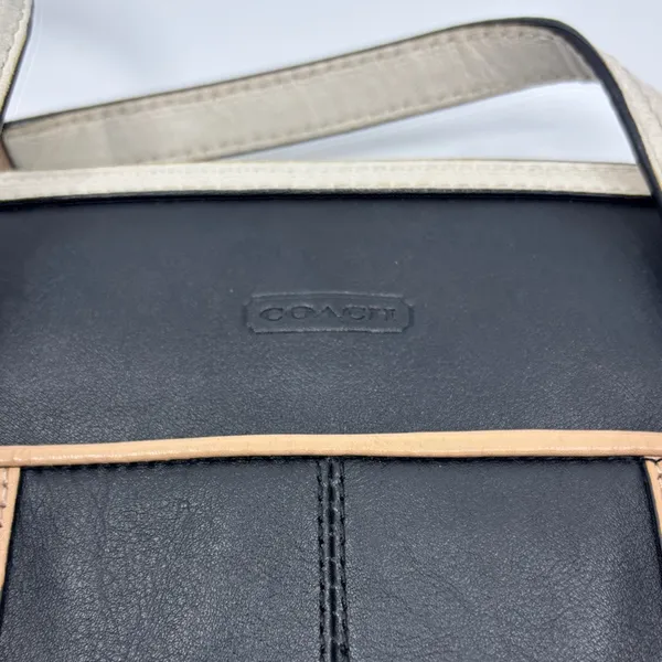 Coach Black and Tan Tote Bag - Image 4