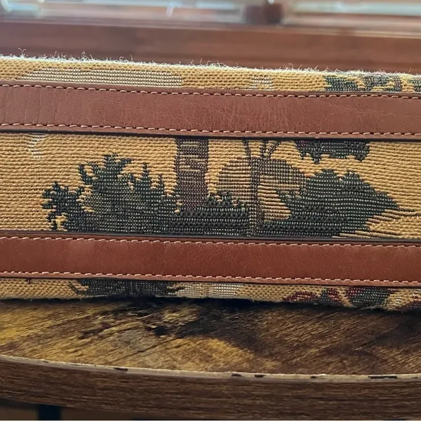 VINTAGE: Tommy Bahama | tapestry clutch handbag - Image 13