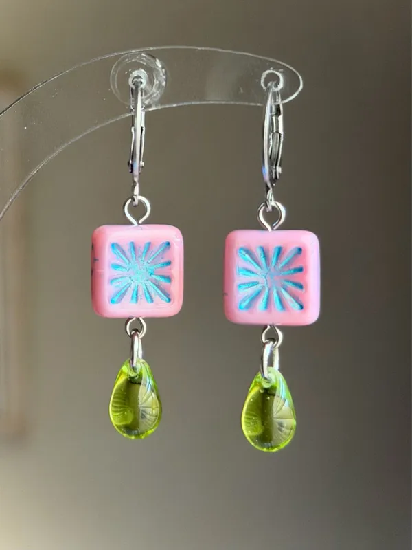 Handmade quality Czech glass beads chic fairy boho vintage retro style dangle earrings🌿✨ - Image 2