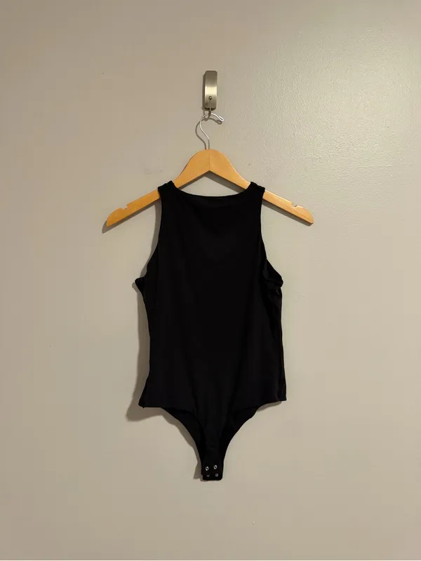 SKIMS Fits Everybody High Neck Bodysuit in Black size XL - Image 4