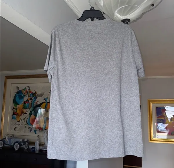 Old Navy x Disney Collab Gray Cartoon Graphic Tee Sz M - Image 6