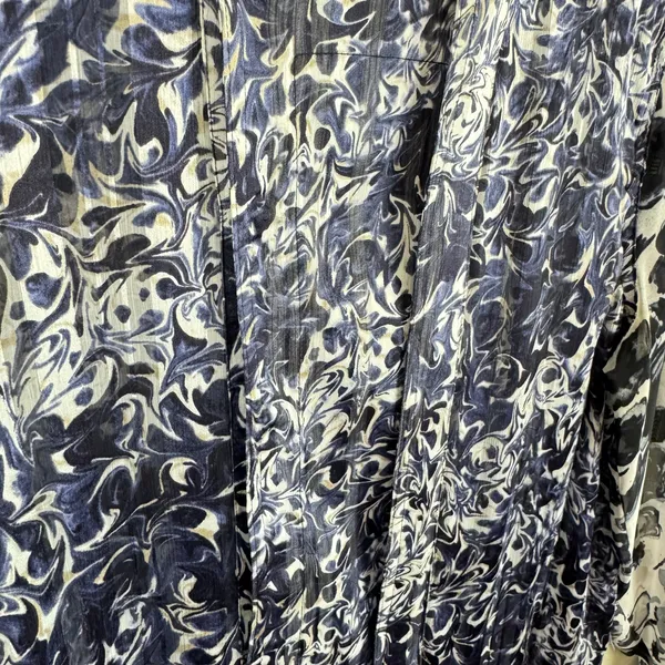 Simply Vera Vera Bradley Black Blue Sheer Blouse‎ Large - Image 3