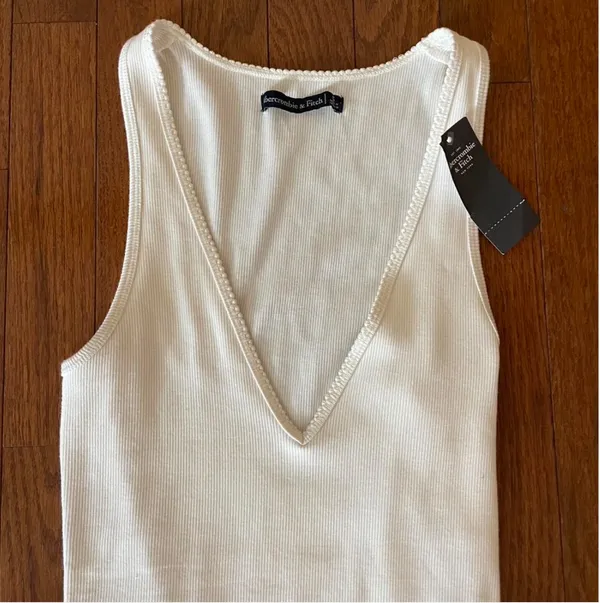 Vintage Abercrombie and Fitch white low neck bodysuit - Image 2