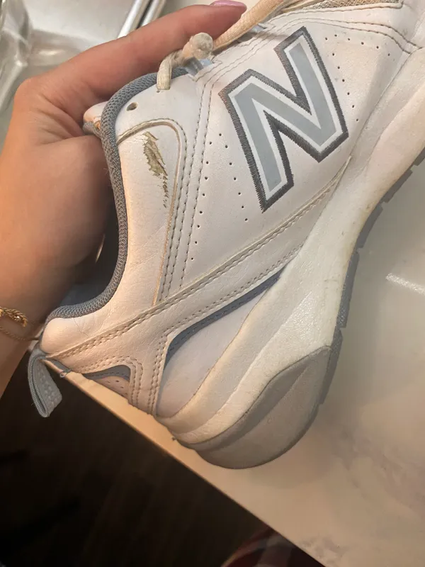 New Balance 608 Shoes - Image 9