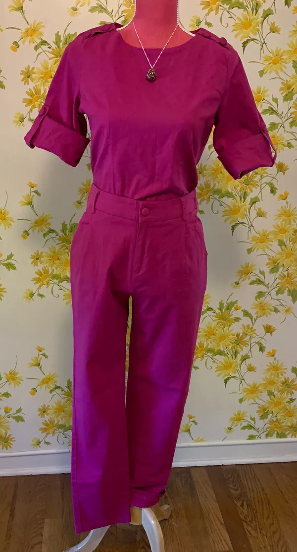 Two Piece Pants And Blouse Matching Set size M - Image 15