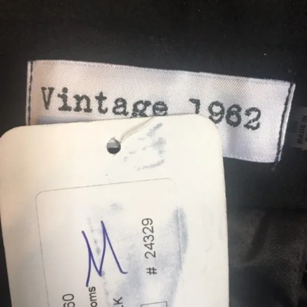 Nwt vintage 1962 medium‎ black skirt - Image 2