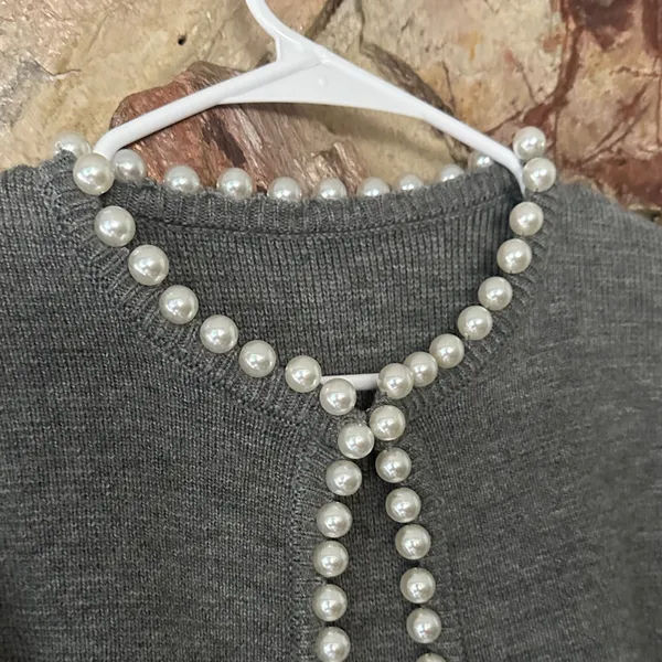 Commense Pearl Trim Ripped Hem Cardigan size small - Image 3
