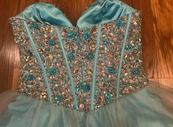 Terani couture 💃🏻PROM DRESS💃🏻SWEET 16 size 4 - Image 6