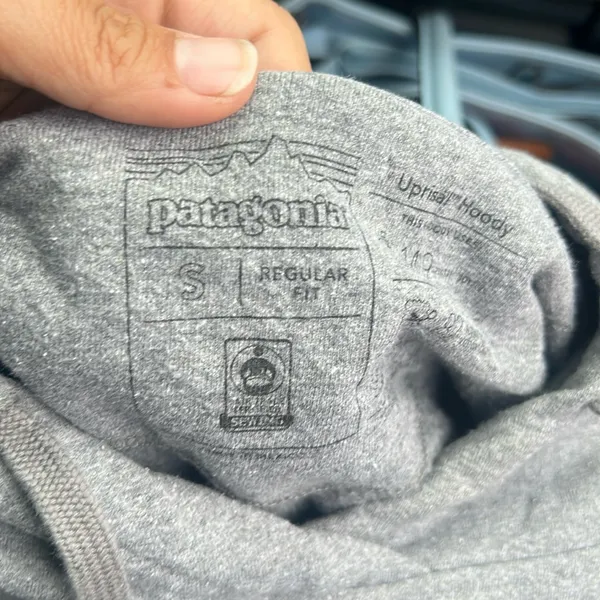 Patagonia hoodie - Image 4