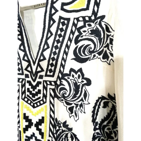 Alice + Olivia Woman's Lowell Embroidered Shift Mini Dress Size XS Ivory Black - Image 6