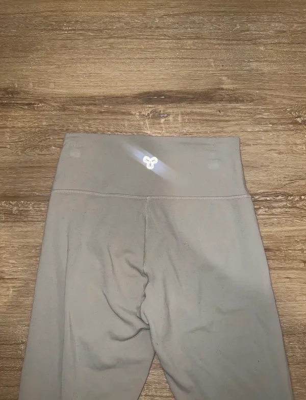TNA Aritzia Leggings - Image 8