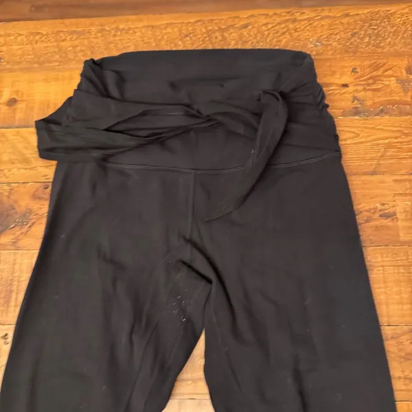 Lululemon Tie‎ Waist Leggings - Image 3