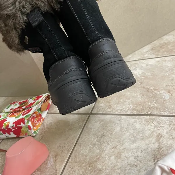 Khombu Womens Black Suede Faux Fur Trim‎ Waterproof Winter Snow Boots Size 9 - Image 5