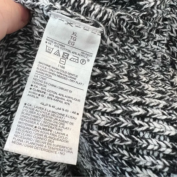 Old Navy‎ Women's Size XL Pullover Crewneck Sweater Cable Knit Black Marled - Image 8