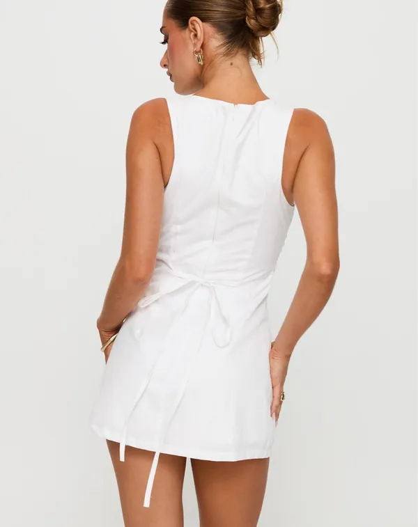Princess Polly Yumiko Romper  - Image 2