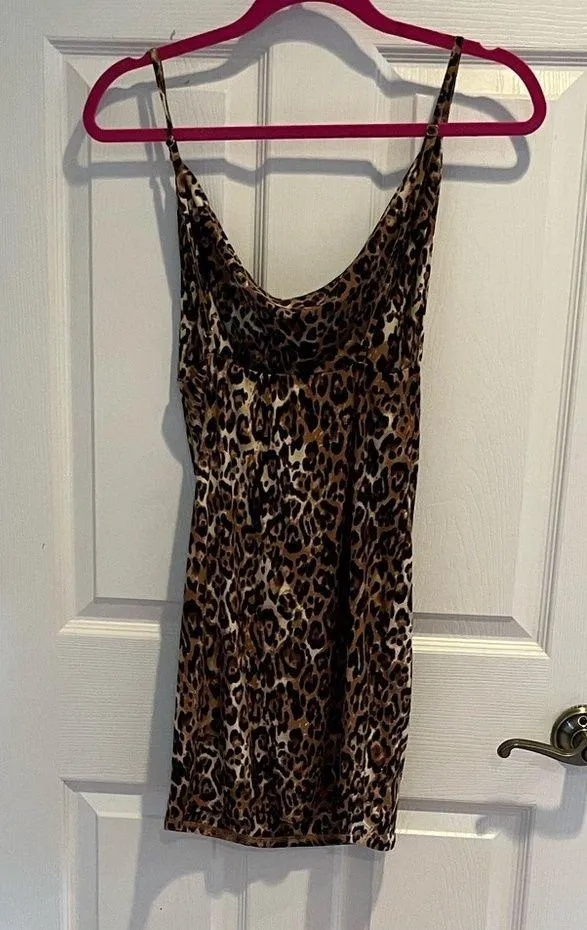 Cheetah body fitting dress - Image 3