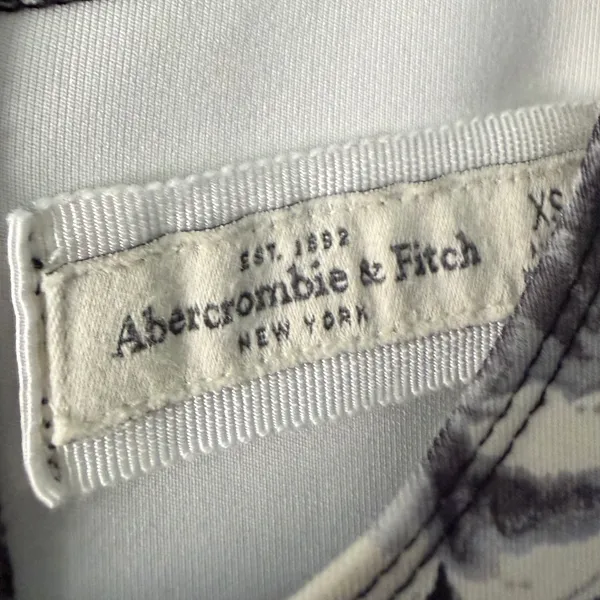Abercrombie & Fitch Sz XS Larissa Skater Fit Flare Black Floral Dress Whimsygoth - Image 4