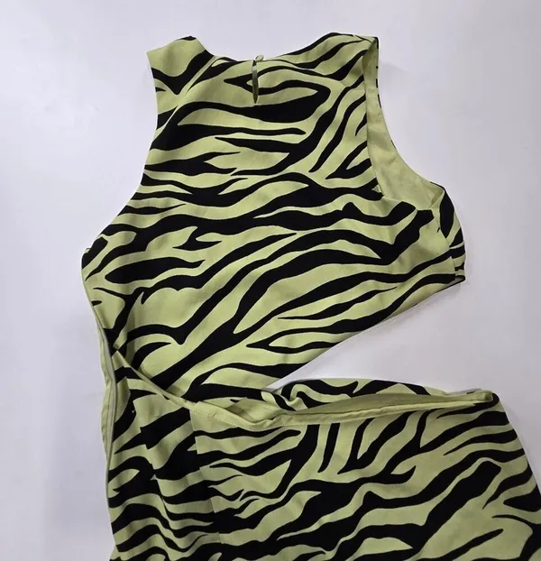Superdown Ivana Cut Out Maxi in Green Zebra Medium - Image 10