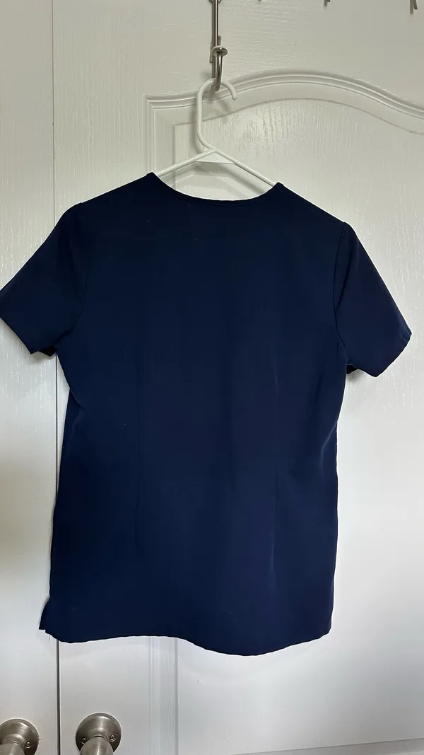 FIGS Scrub Top - Image 2