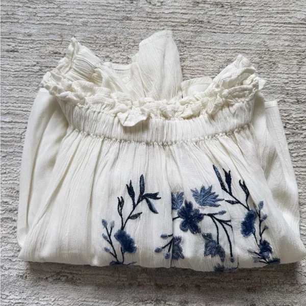 Floral American Eagle Off-Shoulder White Top (Size Small) - Image 4