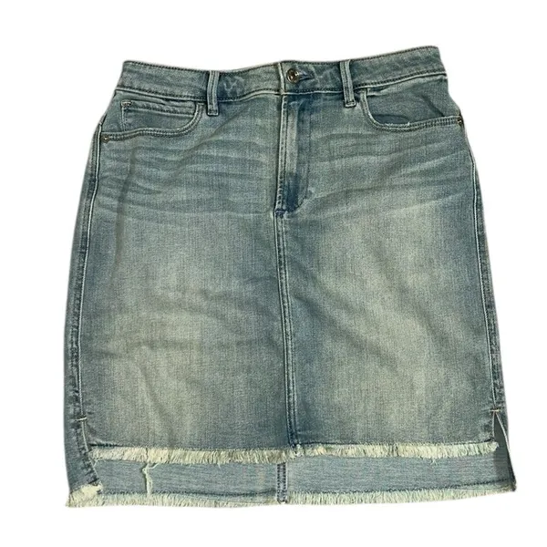 Abercrombie & Fitch Light Blue Mini Jeans Skirt(Size 28) - Image 3
