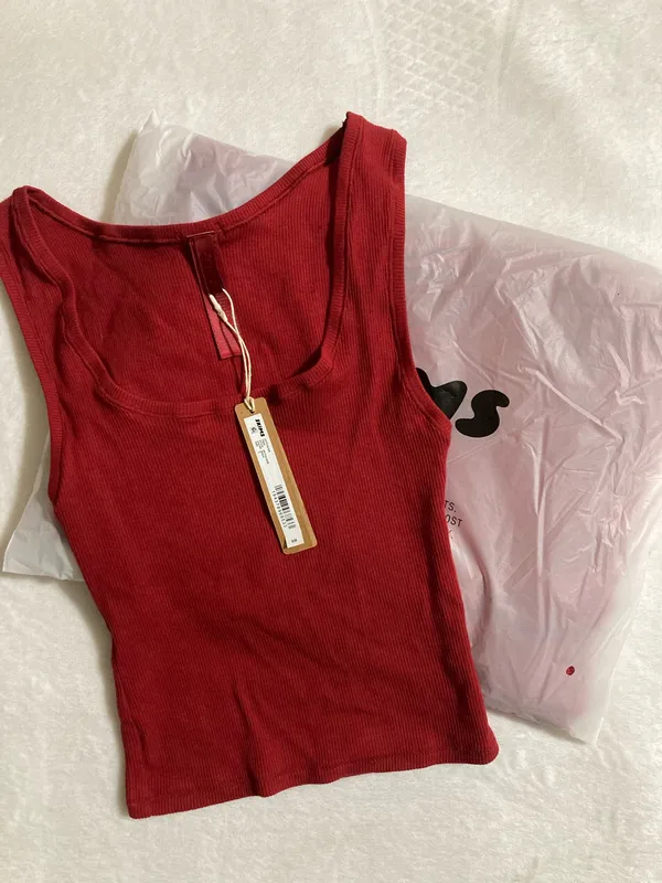 SKIMS Pajama Set S - Image 3