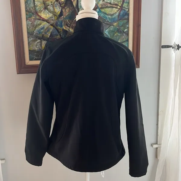 Ariat Black wind proof Fleece lined Athletic Jacket Size Medium - Image 4