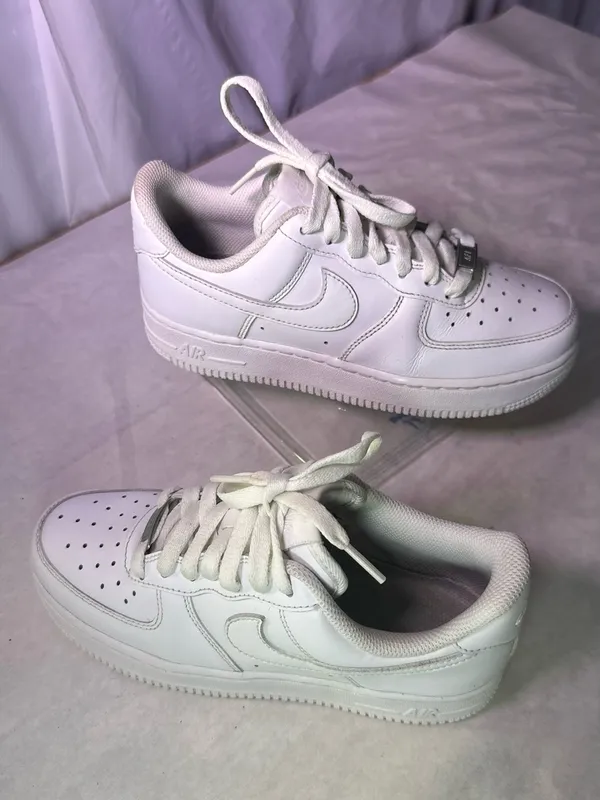 Nike White Low-Top Leather Sneakers - Image 2