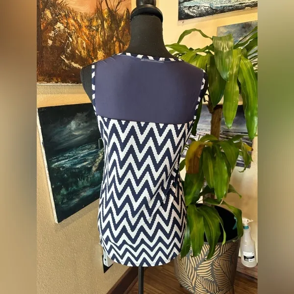 EUC Blue Planet Jersey & Mesh Sheer Yoke Sleeveless Blouse Top Sz L - Image 2