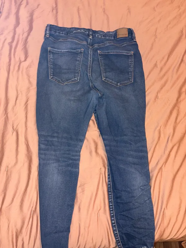 American Eagle Jeans - Image 4