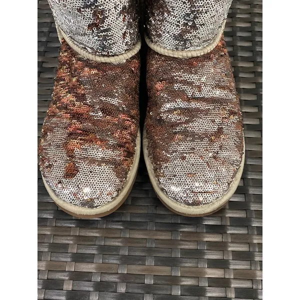 UGG Sequins silver bronze gold boots size 9 - Image 6