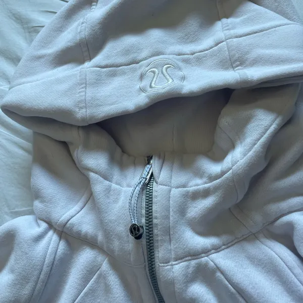 ⚠️SOLD⚠️Lululemon scuba jacket - Image 2