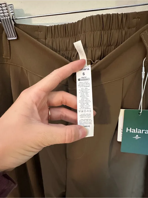 NWT Halara Flex™ High Waisted Zipper Pocket Shirred Straight Leg Work Pants smal - Image 4