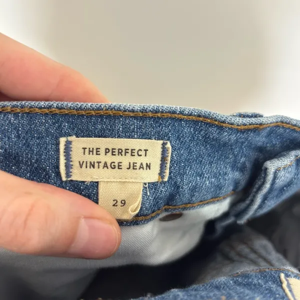 Madewell The Perfect Vintage Jean in Earlside Wash: Raw-Hem Edition - Size 29 - Image 6