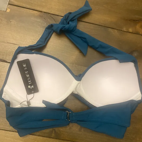 Tempt Me Blue halter‎ Bikini Top Medium full coverage cup NEW twist front swim - Image 4